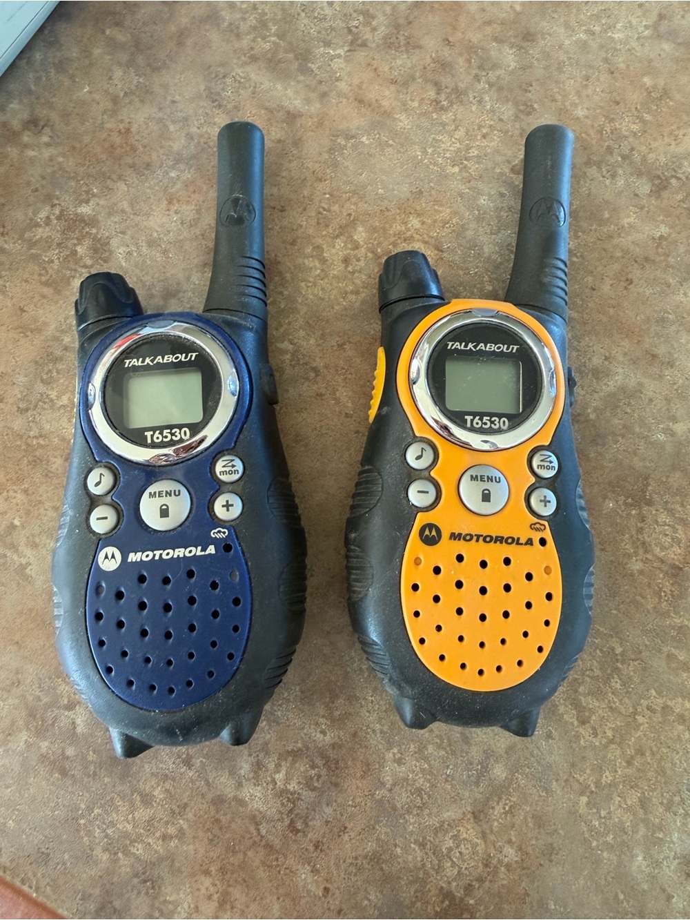 Motorola Talkabout T6530 Two-Way Radios in Blue and Orange